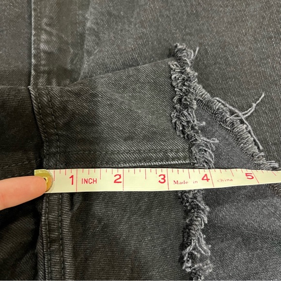 Abercrombie & Fitch The 90s Relaxed Cutoff High Rise Shorts Size 22 - Picture 9 of 9